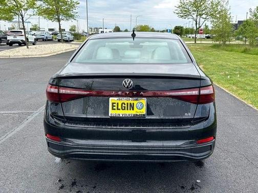 Deep Black Pearl Effect 2025 Volkswagen Jetta 1.5T SE
