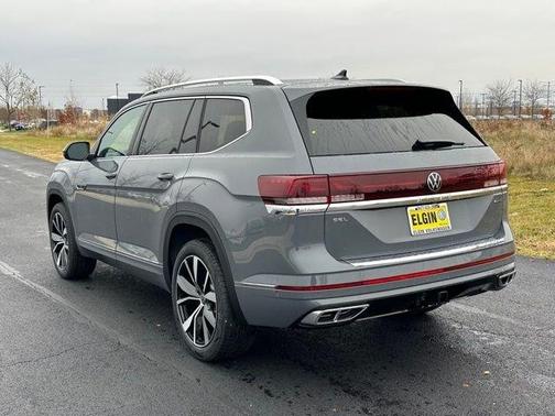 Pure Gray 2026 Volkswagen Atlas 2.0T SEL Premium R-Line