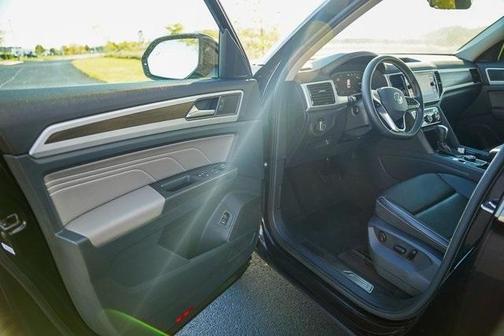 2022 Volkswagen Atlas 2.0T SE