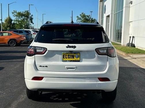 Bright White Clearcoat 2022 Jeep Compass Limited