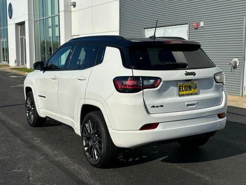 Bright White Clearcoat 2022 Jeep Compass Limited