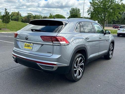 Pyrite Silver Metallic 2023 Volkswagen Atlas Cross Sport 2.0T SEL