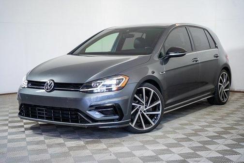 2019 Volkswagen Golf R 2.0T w/DCC & Navigation