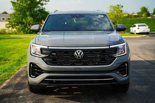 2025 Volkswagen Atlas Cross Sport 2.0T SEL Premium R-Line