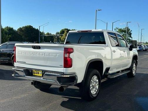 Summit White 2025 Chevrolet Silverado 2500 LT