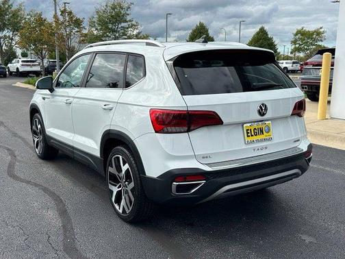 Pure White 2023 Volkswagen Taos 1.5T SEL