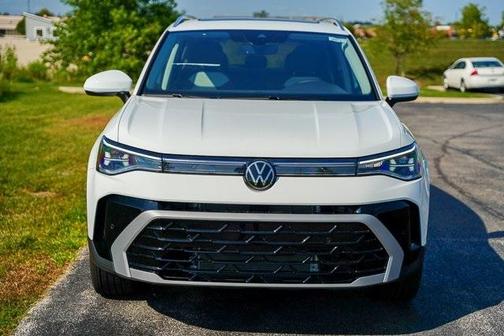 2025 Volkswagen Taos 1.5T SEL
