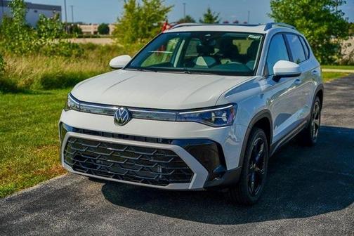 2025 Volkswagen Taos 1.5T SEL