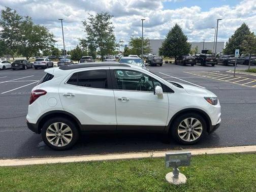 Summit White 2018 Buick Encore Preferred