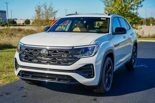 2026 Volkswagen Atlas Cross Sport 2.0T SEL R-Line Black