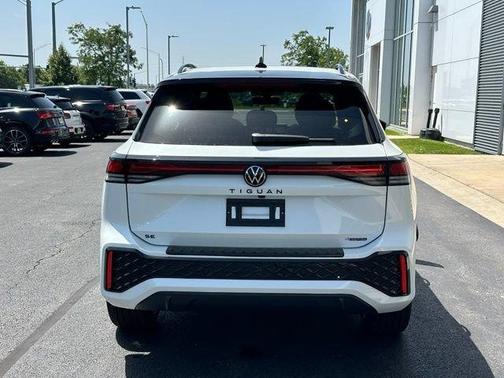 White 2026 Volkswagen Tiguan 2.0T SE R-Line Black