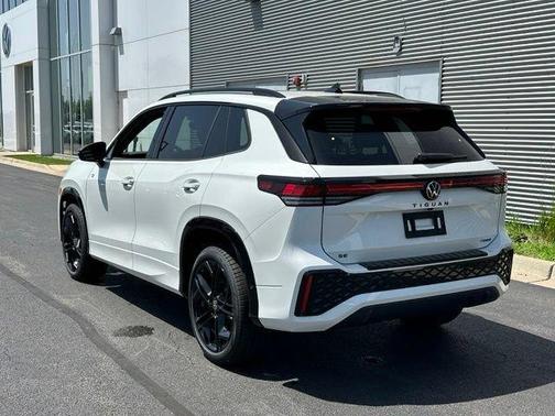 White 2026 Volkswagen Tiguan 2.0T SE R-Line Black
