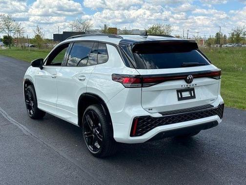 Opal White Pearl 2026 Volkswagen Tiguan 2.0T SE R-Line Black