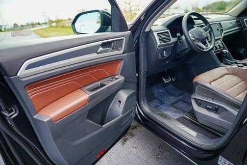 2022 Volkswagen Atlas 3.6L SEL Premium R-Line