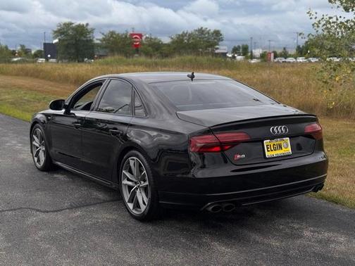 2016 Audi S8 4.0T Plus