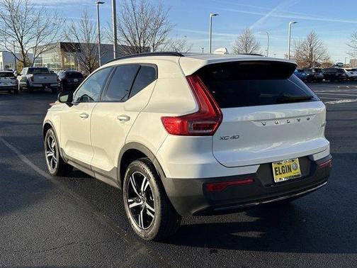 2024 Volvo XC40 B5 Core