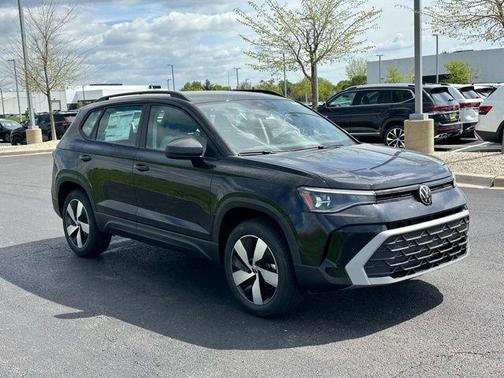 Deep Black Pearl Effect 2026 Volkswagen Taos 1.5T S