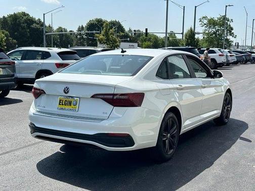 Opal White Pearl Effect 2024 Volkswagen Jetta 1.5T SE