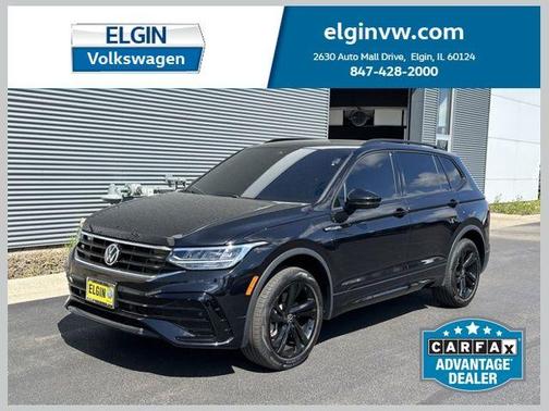 Deep Black Pearl Effect 2024 Volkswagen Tiguan 2.0T SE R-Line Black