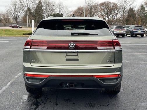 2026 Volkswagen Atlas Cross Sport 2.0T SE