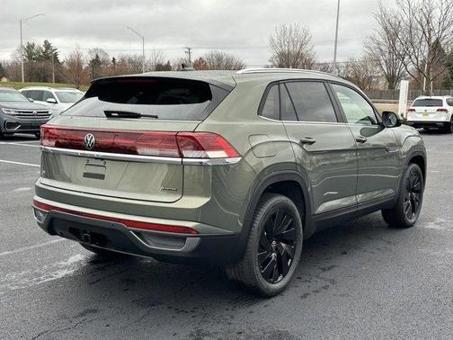 2026 Volkswagen Atlas Cross Sport 2.0T SE