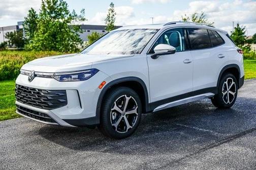 2025 Volkswagen Tiguan 2.0T SE