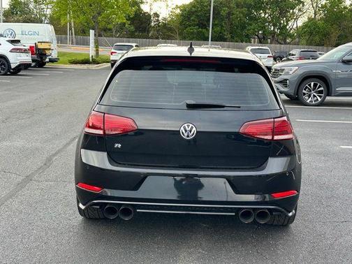 Deep Black Pearl Effect 2019 Volkswagen Golf R 2.0T w/DCC & Navigation