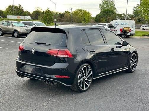 Deep Black Pearl Effect 2019 Volkswagen Golf R 2.0T w/DCC & Navigation