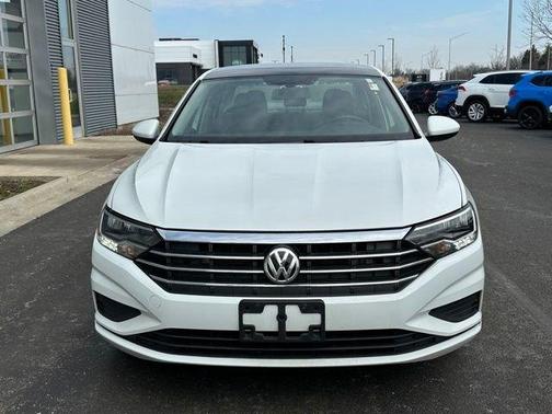 Pure White 2019 Volkswagen Jetta 1.4T SE
