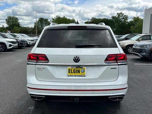 Opal White Pearl Effect 2023 Volkswagen Atlas 3.6L SEL Premium R-Line