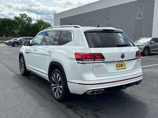 Opal White Pearl Effect 2023 Volkswagen Atlas 3.6L SEL Premium R-Line