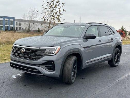 2026 Volkswagen Atlas Cross Sport 2.0T SEL R-Line Black