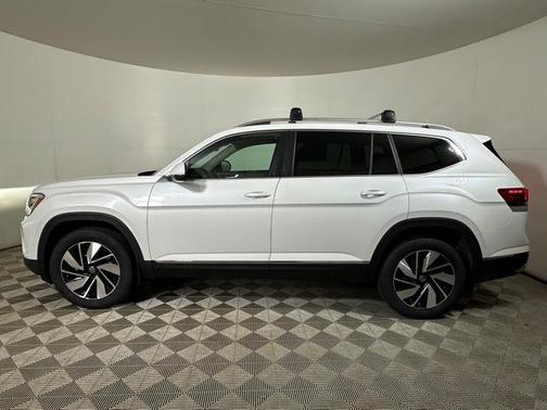2025 Volkswagen Atlas 2.0T SEL