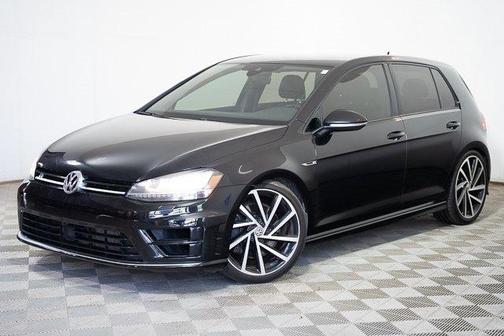2017 Volkswagen Golf R 4-Door
