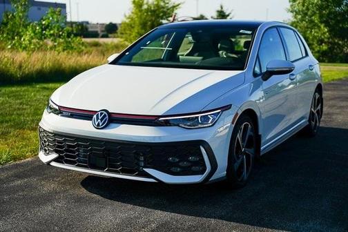 2025 Volkswagen Golf GTI 2.0T SE