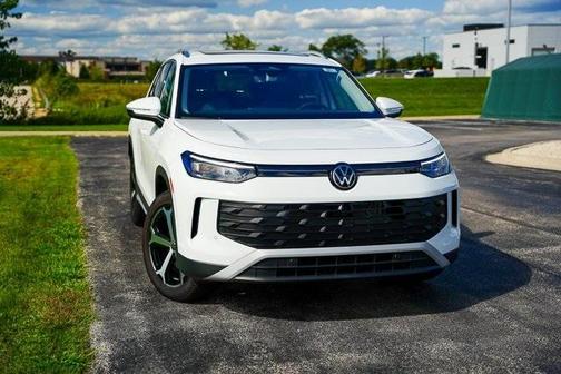 2025 Volkswagen Tiguan 2.0T SE