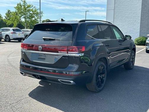 Black 2026 Volkswagen Atlas 2.0T SE W/TECHNOLOGY
