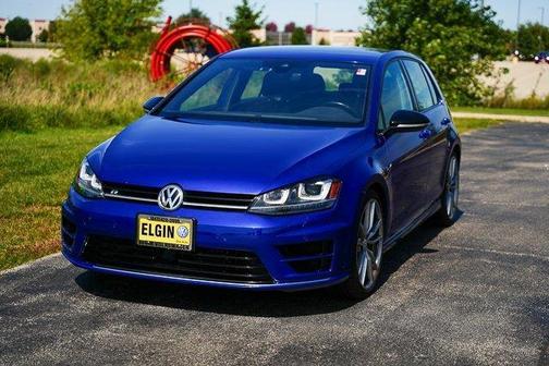 2017 Volkswagen Golf R 4-Door