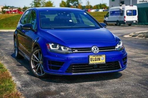 2017 Volkswagen Golf R 4-Door
