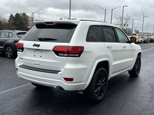 2022 Jeep Grand Cherokee WK Laredo