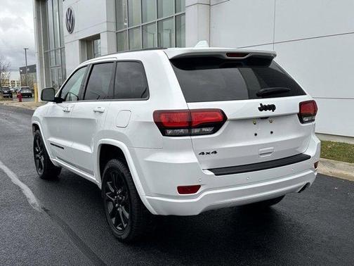 2022 Jeep Grand Cherokee WK Laredo