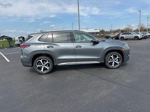 Gray 2026 Volkswagen Tiguan 2.0T SE