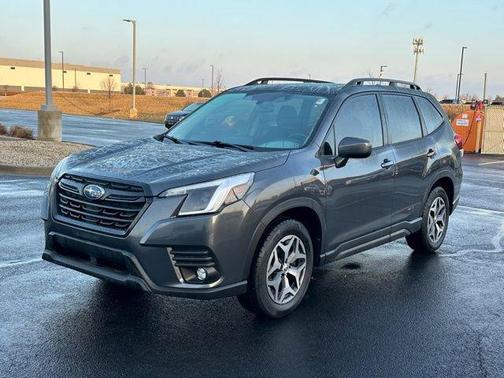 2024 Subaru Forester Premium