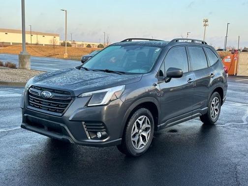 2024 Subaru Forester Premium