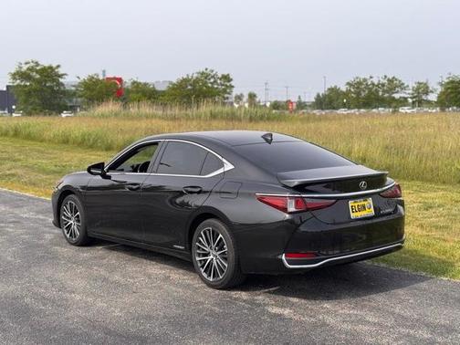 2022 Lexus ES 300h 300H