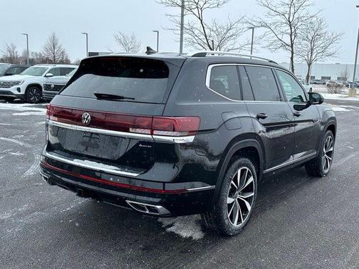 2026 Volkswagen Atlas 2.0T SEL Premium R-Line