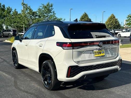 Ascot Grey With Black Roof 2025 Volkswagen Tiguan 2.0T SE R-Line Black