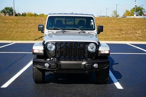 2022 Jeep Gladiator Sport