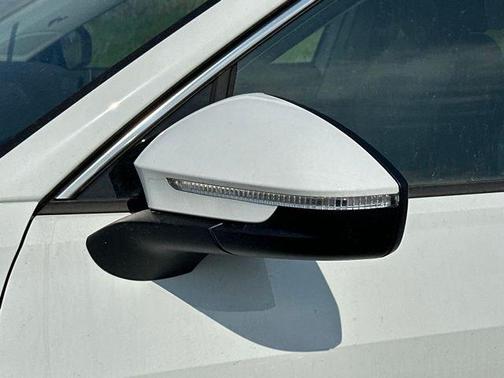 Pure White 2026 Volkswagen Tiguan 2.0T S