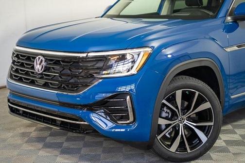 2025 Volkswagen Atlas 2.0T SEL Premium R-Line